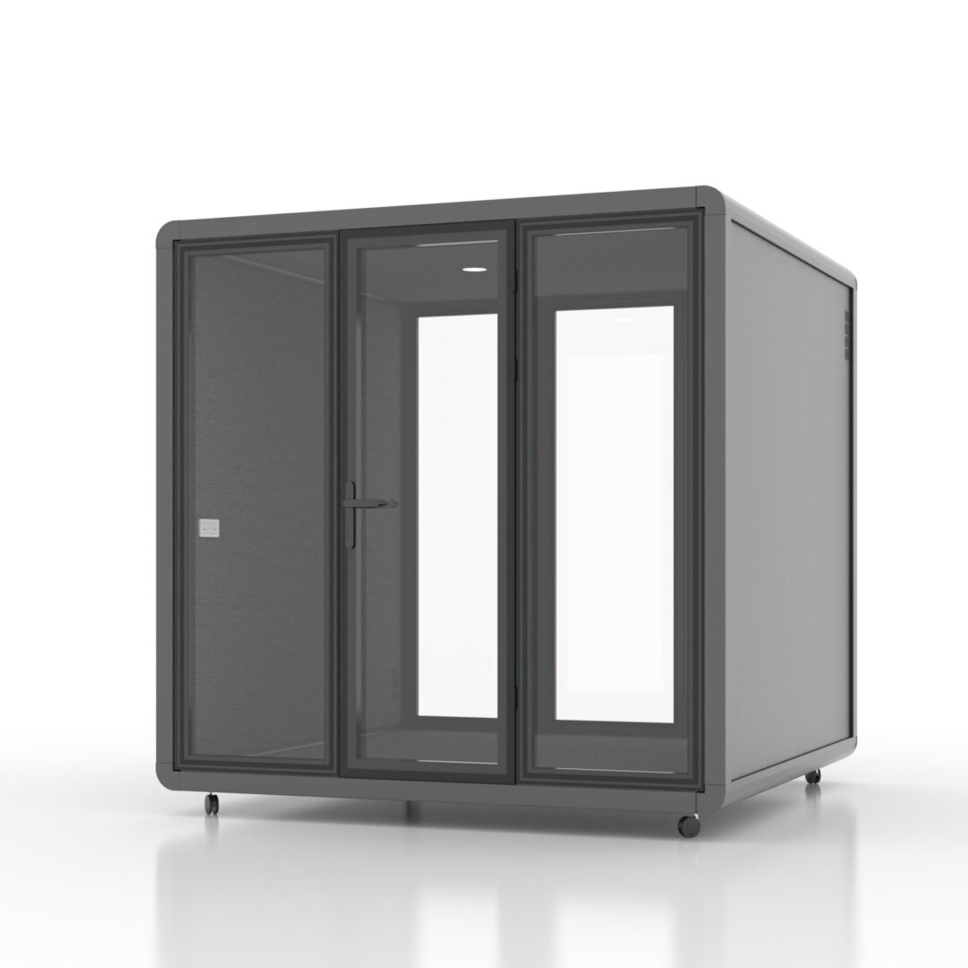 XL-six person booth